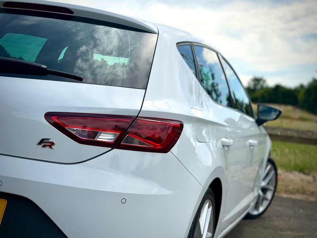 Seat Leon Estate 1.8 Tsi Fr Sport Tourer Dsg Euro 6 Ss Black #21