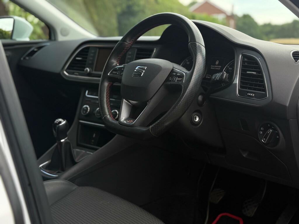 Seat Leon Fr White #3