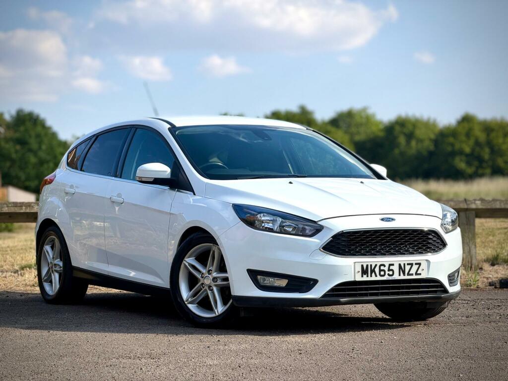 Ford Focus Zetec White