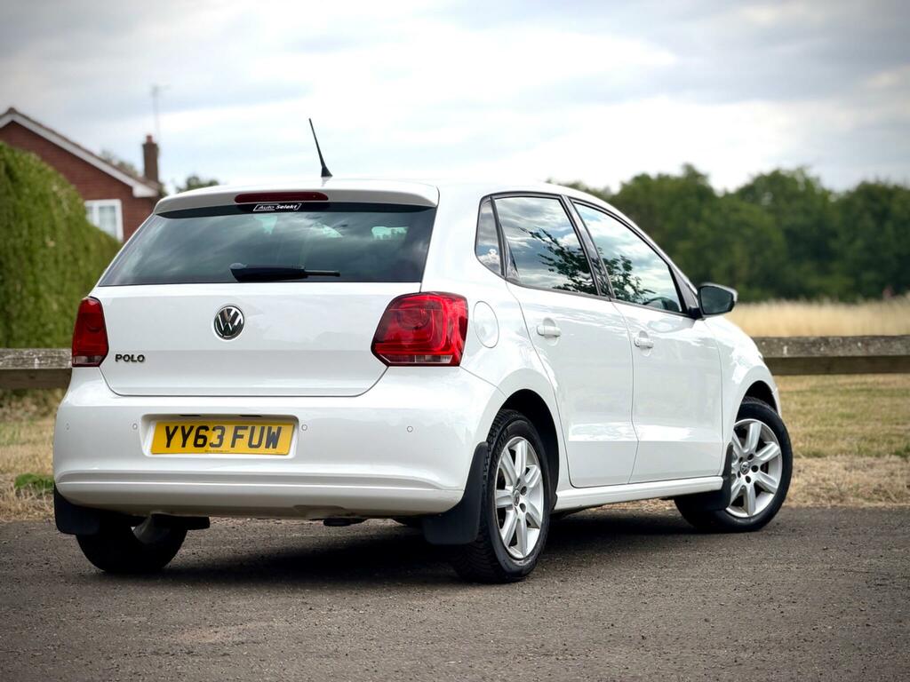 Volkswagen Polo Match Edition White #2
