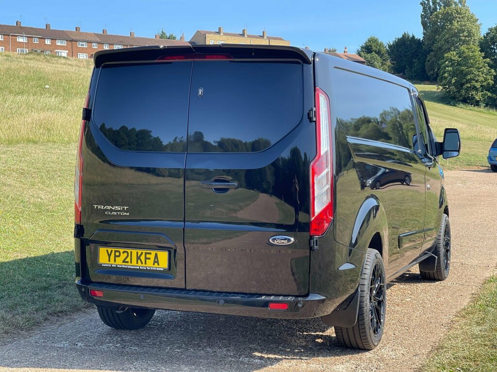 Ford Transit Custom 2.0 300 Ecoblue Limited L2 H1 Euro 6 Ss Black #4