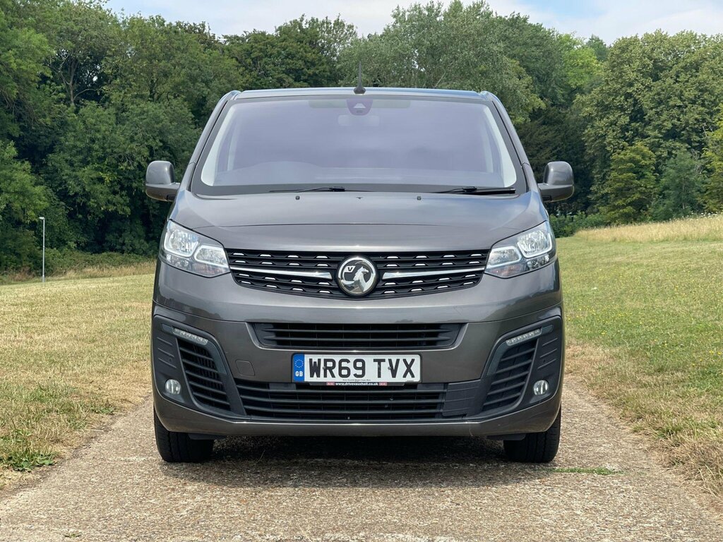 Vauxhall Vivaro 2.0 Turbo D 3100 Elite Crew Van L1 H1 Euro 6 Grey #2