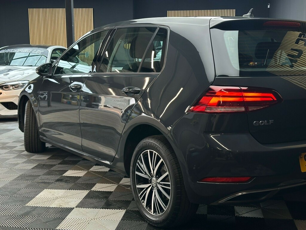 Volkswagen Golf Hatchback 1.6 Tdi Bluemotion Tech Se Nav 201767 SD67HLM Grey #5