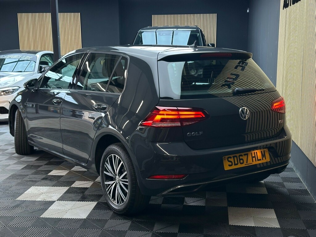 Volkswagen Golf Hatchback 1.6 Tdi Bluemotion Tech Se Nav 201767 SD67HLM Grey #4