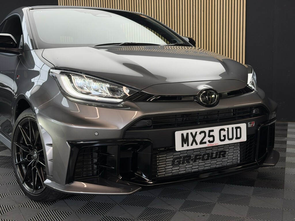 Toyota Yaris 1.6 T Gr Grey #4