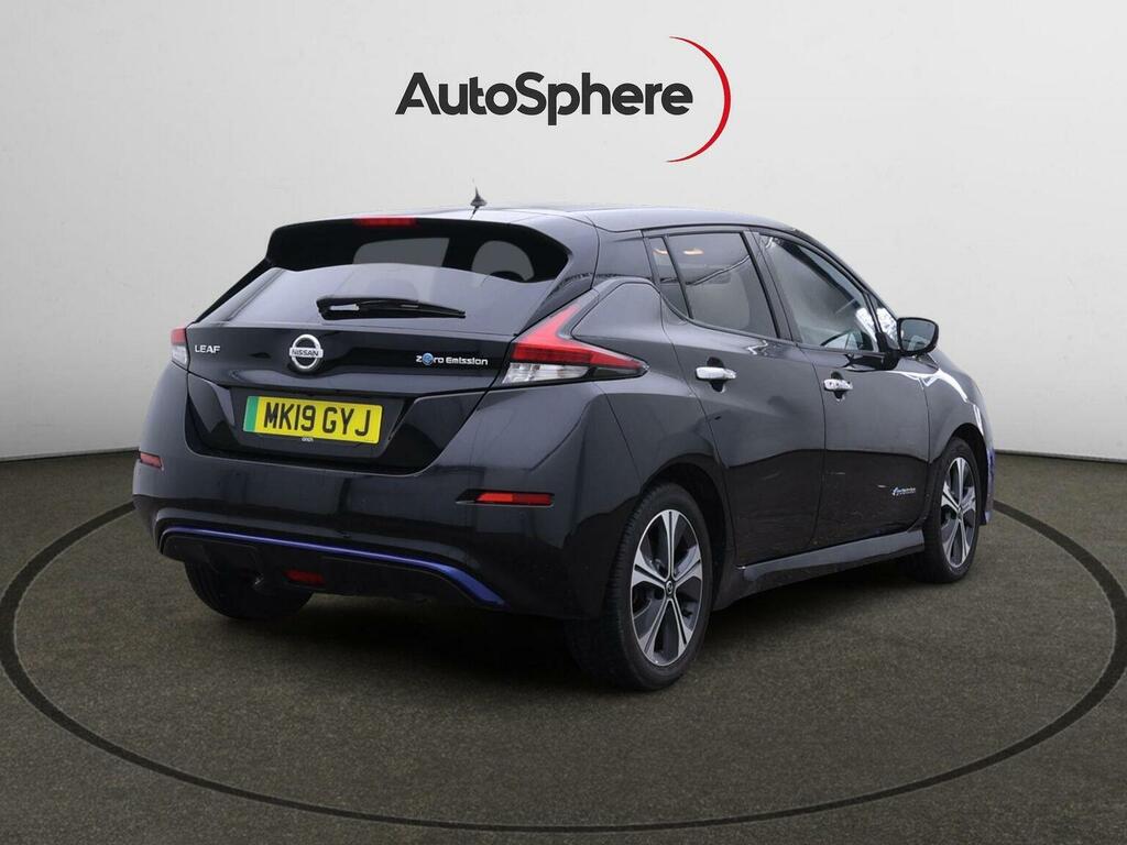 Nissan Leaf Hatchback Black #6