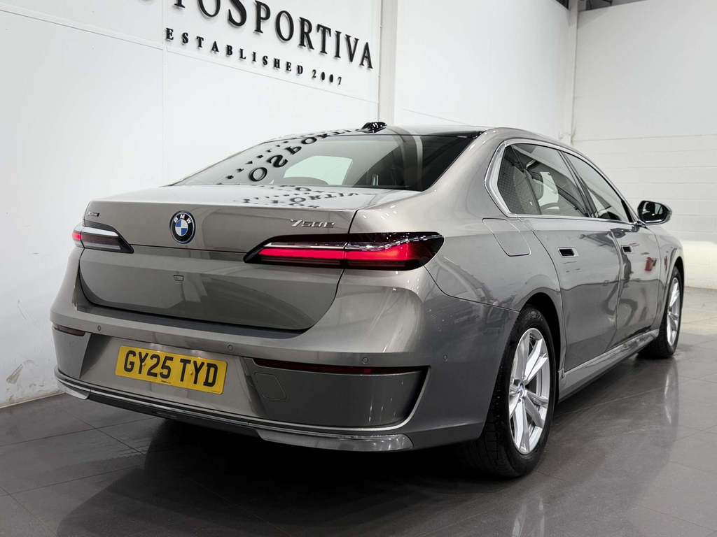 BMW 7 Series 3 L Xdrive Excellence 4Wd GY25TYD #4