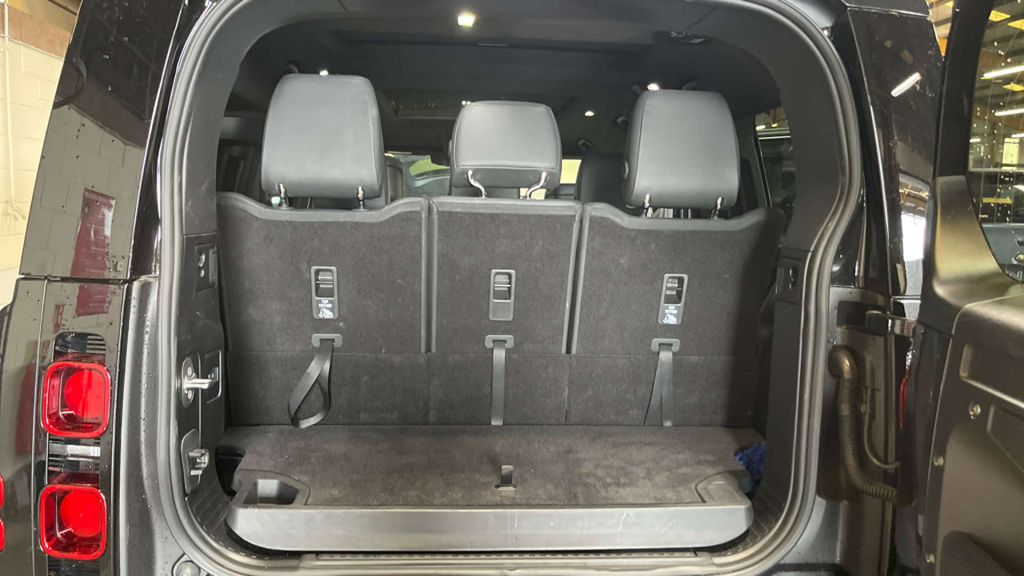 Land Rover Defender 3 L X-dynamic Hse D Mhev 4Wd  #4