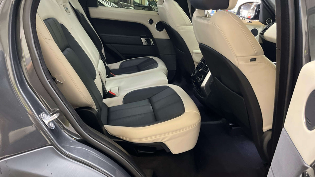 Land Rover Range Rover Sport 2 L Dynamic Phev 4Wd #2