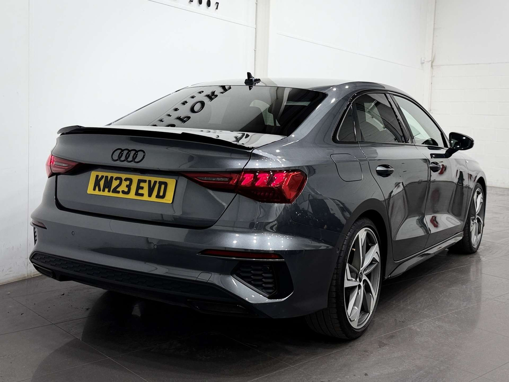 Audi A3 1.5 L S Line Edition 1 35 Tfsi Mhev KM23EVD #4