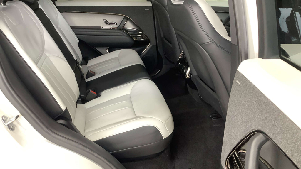 Land Rover Range Rover Sport 3 L Dynamic Se Phev 4Wd LM23YXG #2