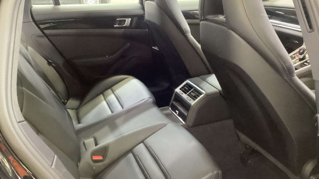 Porsche Panamera 2.9 L 4 E-hybrid 4Wd #2