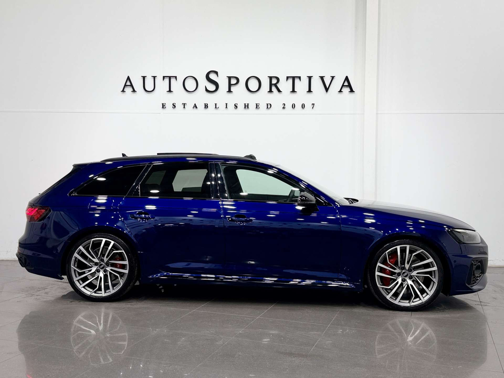 Audi RS4 2.9 L Rs 4 Vorsprung Tfsi 4Wd Blue #3