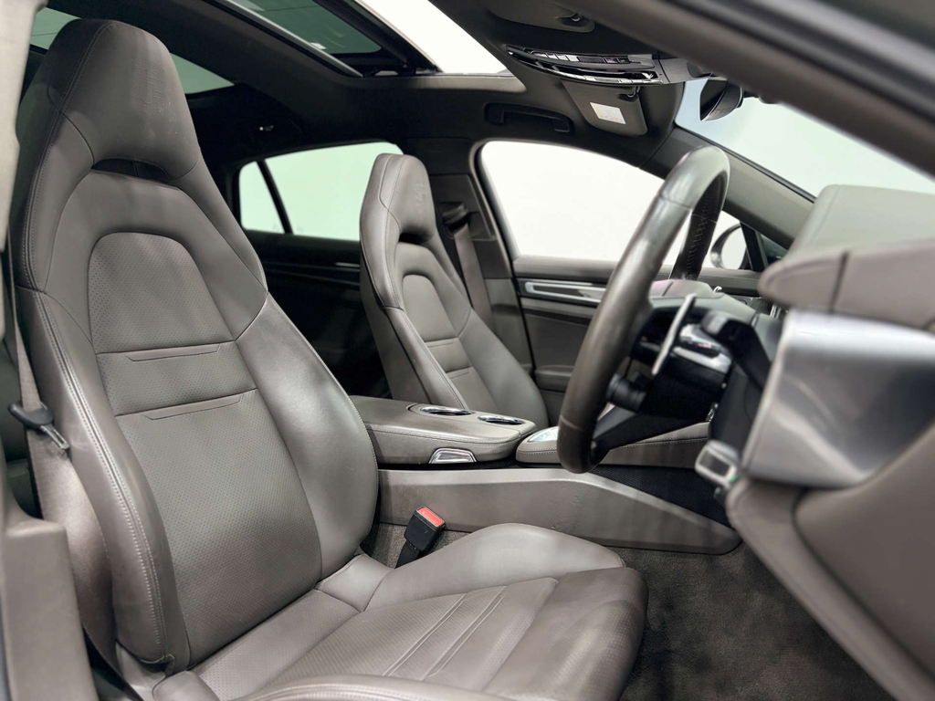 Porsche Panamera 2.9 L 4 E-hybrid Platinum Edition 4Wd DX23EXV #2