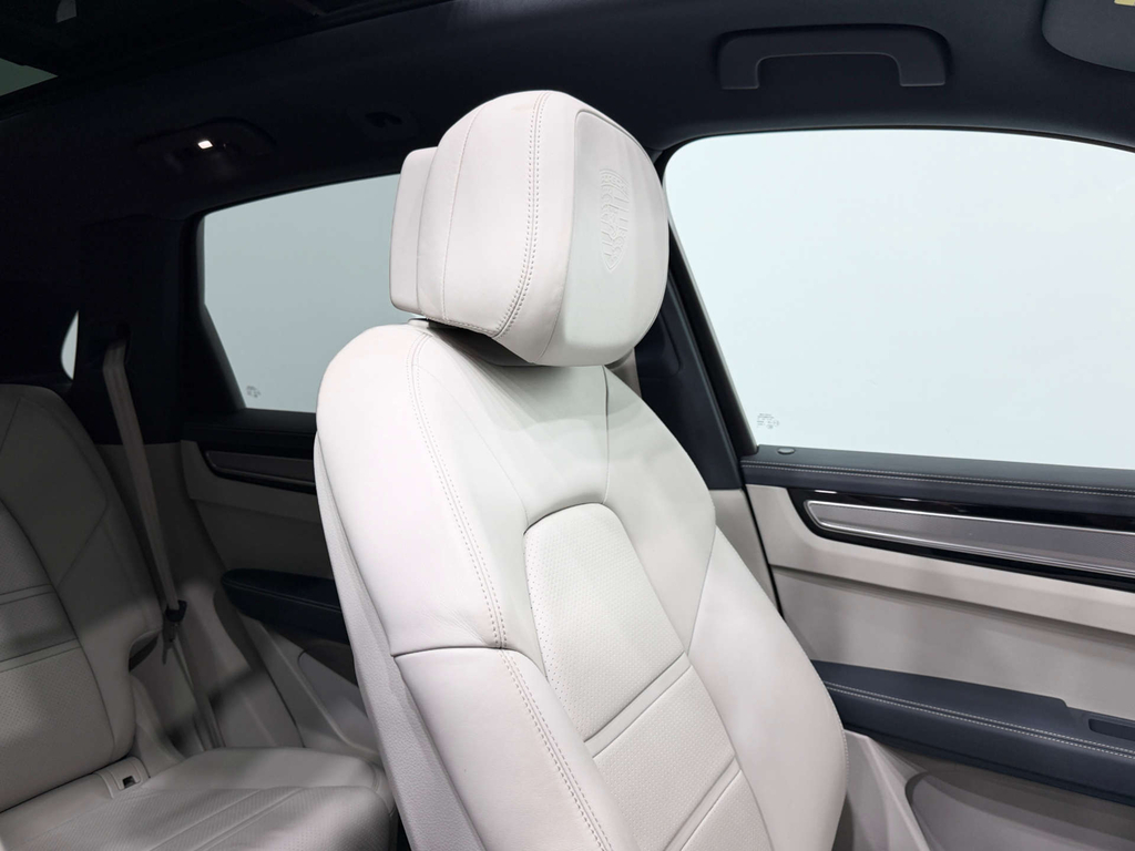 Porsche Cayenne V8 S Tiptronic S Black #31