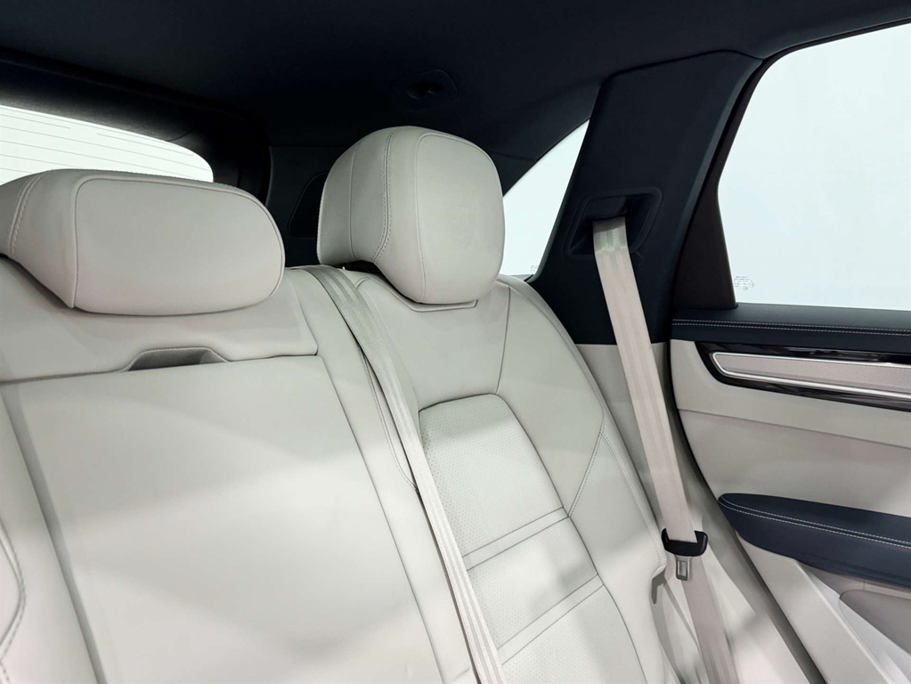 Porsche Cayenne V8 S Tiptronic S Black #13
