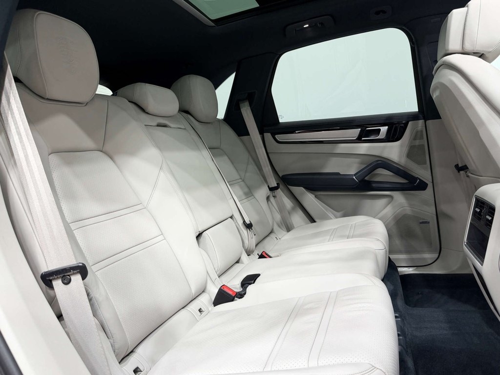 Porsche Cayenne V8 S Tiptronic S Black #12