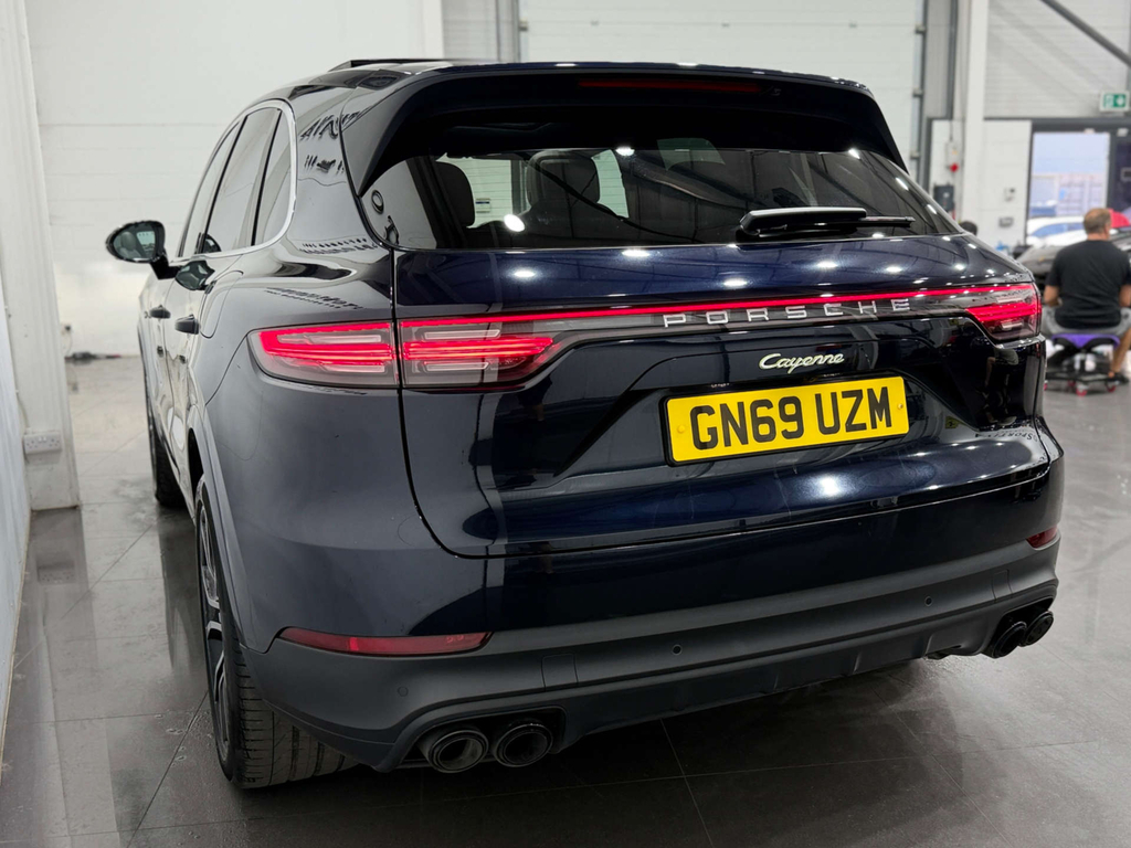 Porsche Cayenne V8 S Tiptronic S Black #8