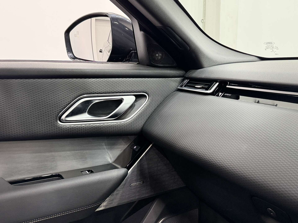 Land Rover Range Rover Velar P250 Velar Edition Grey #24