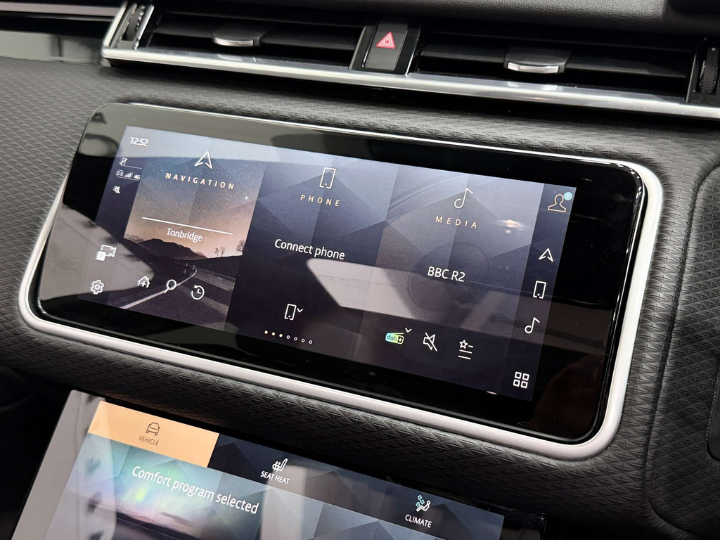 Land Rover Range Rover Velar P250 Velar Edition Grey #32