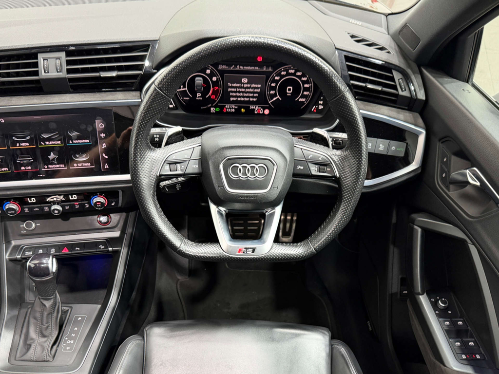 Audi RS Q3 Tfsi Vorsprung Black #16