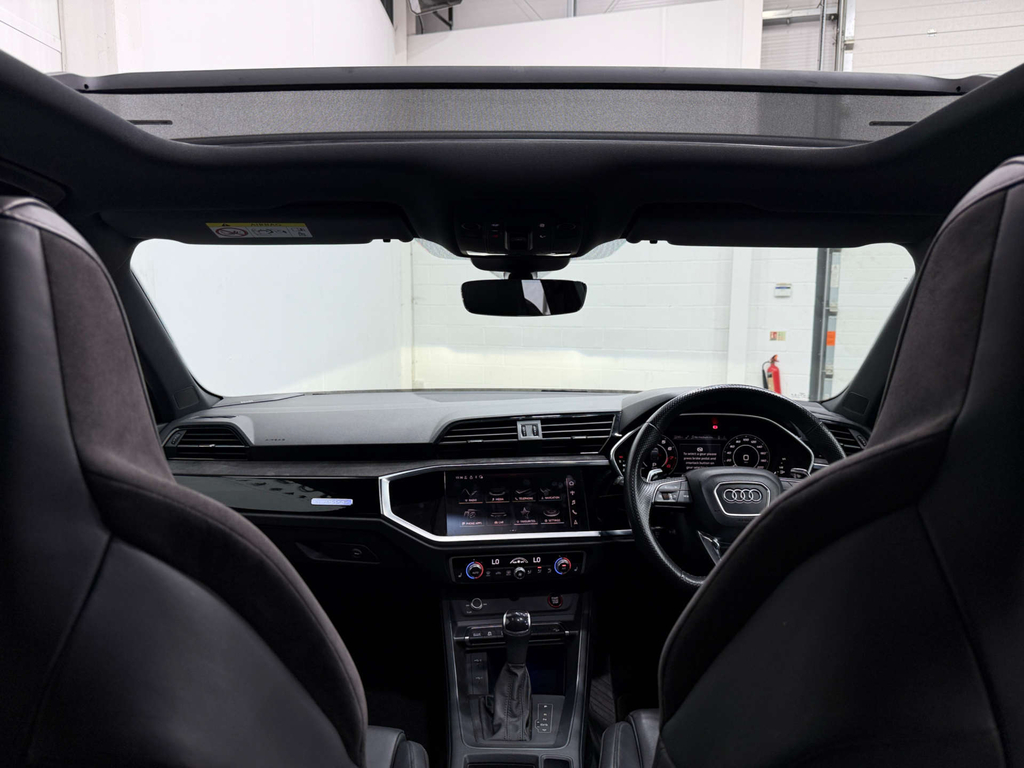 Audi RS Q3 Tfsi Vorsprung Black #14