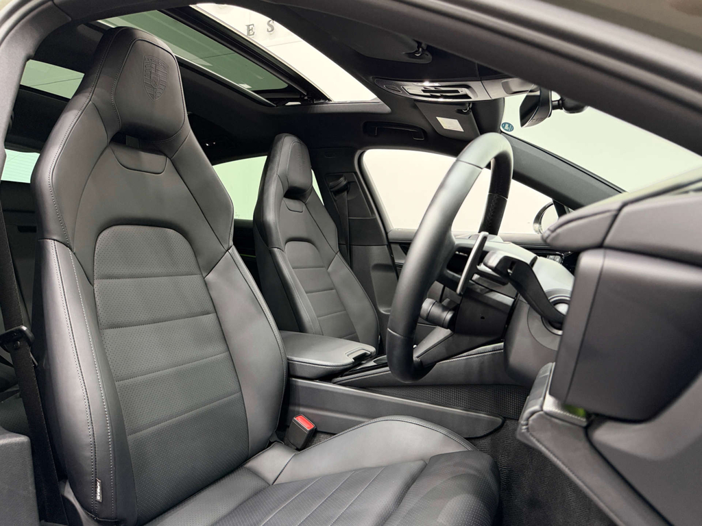 Porsche Panamera 2.9 L 4 4Wd  #2