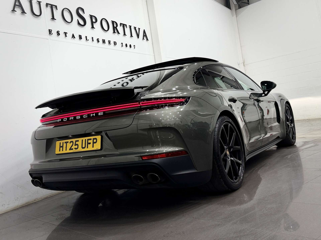 Porsche Panamera 4 E-hybrid 2024 2025 Green #23
