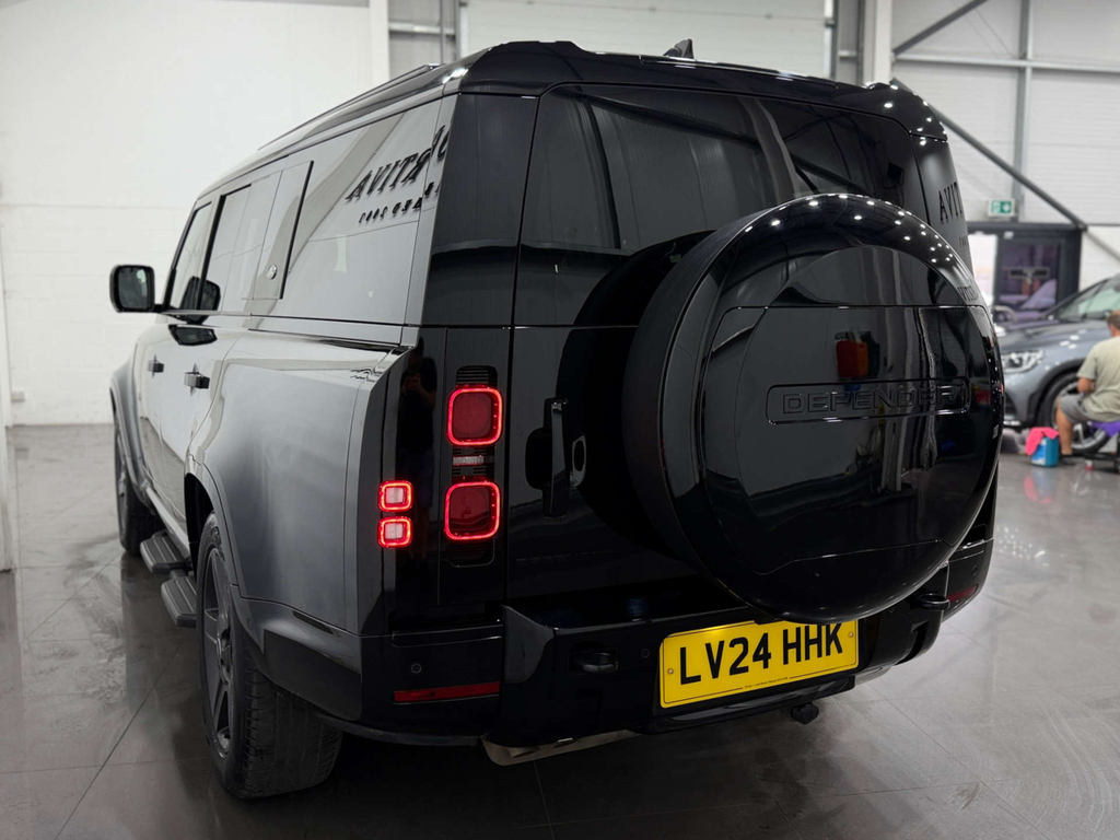 Land Rover Defender D300 Mhev X-dynamic Hse White #8