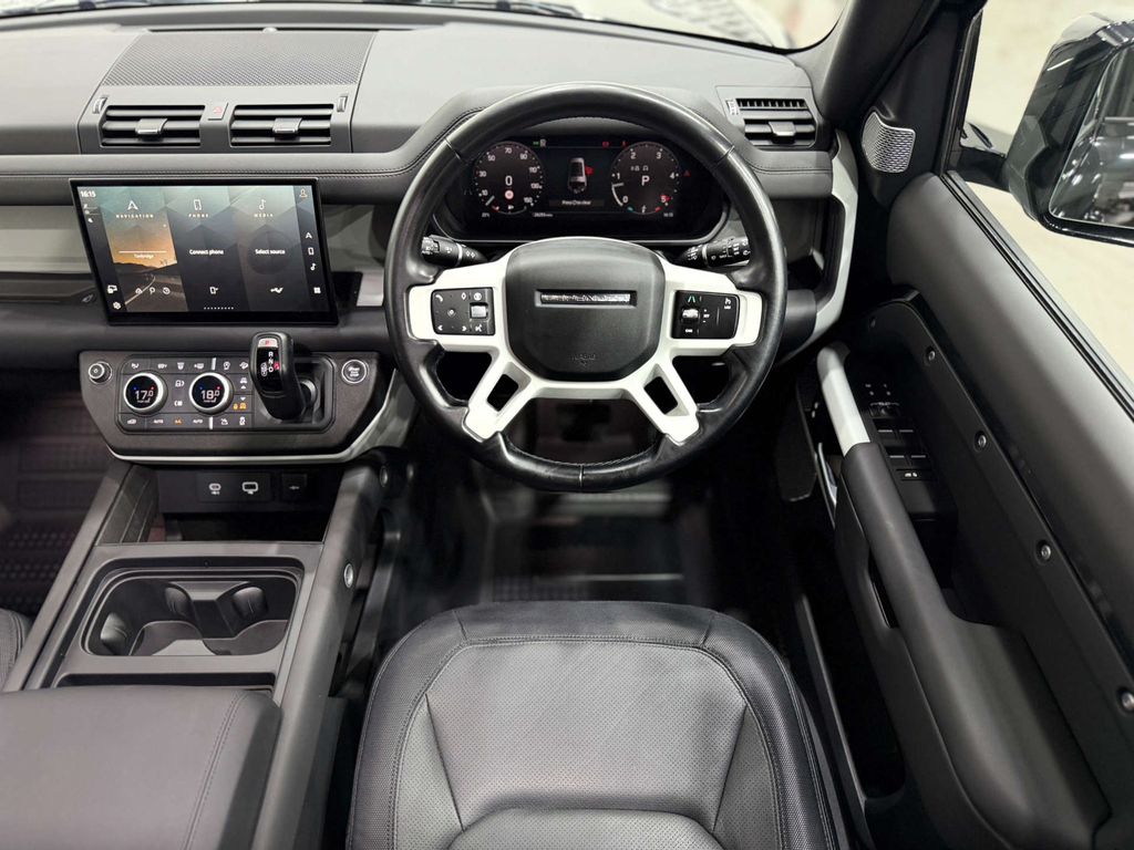 Land Rover Defender D300 Mhev X-dynamic Hse White #17
