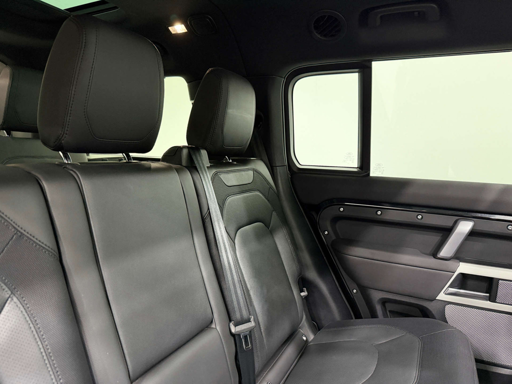 Land Rover Defender D300 Mhev X-dynamic Hse White #12