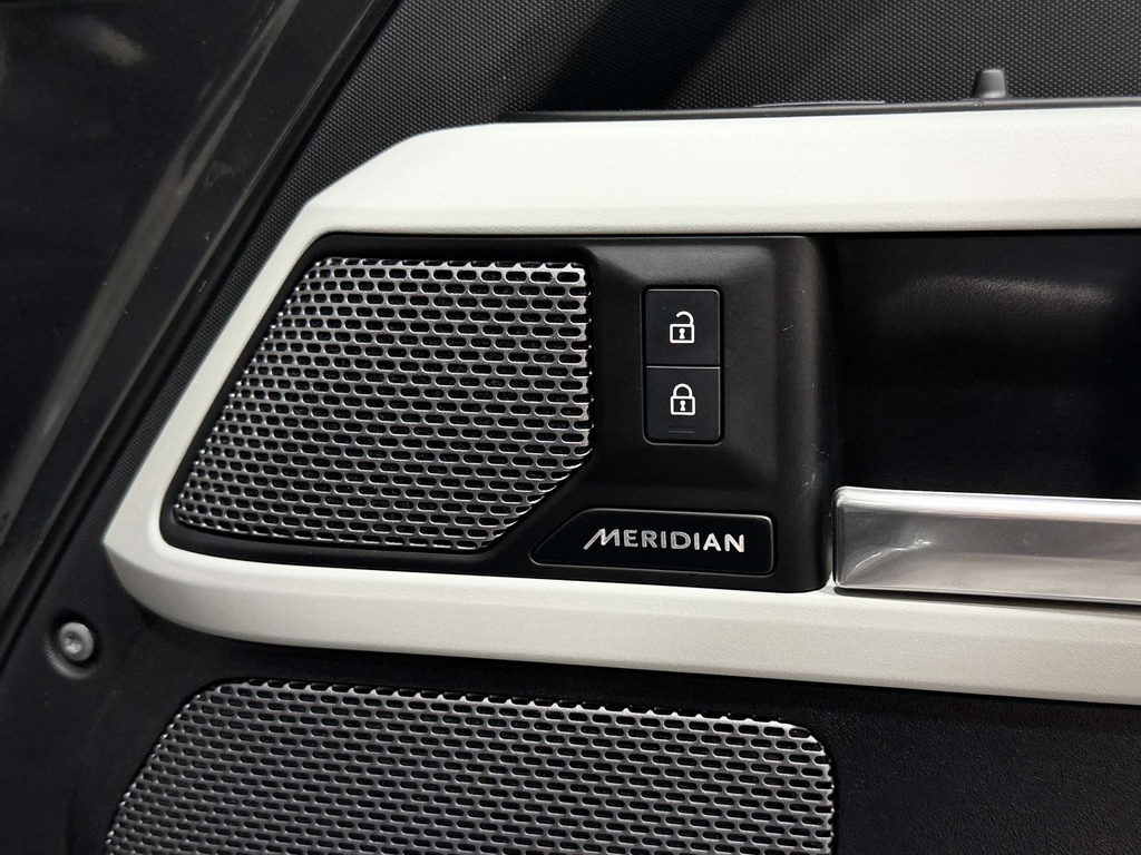 Land Rover Defender Defender 2.0 P400e X-dynamic Hse 110 Grey #33