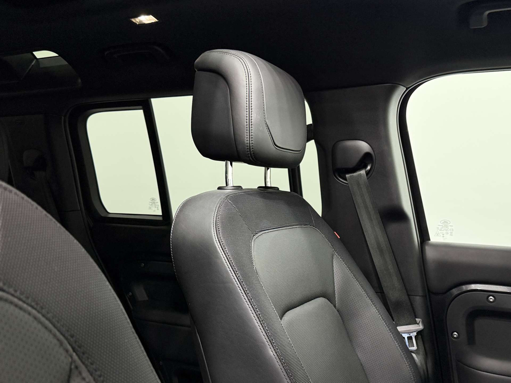 Land Rover Defender Defender 2.0 P400e X-dynamic Hse 110 Grey #35