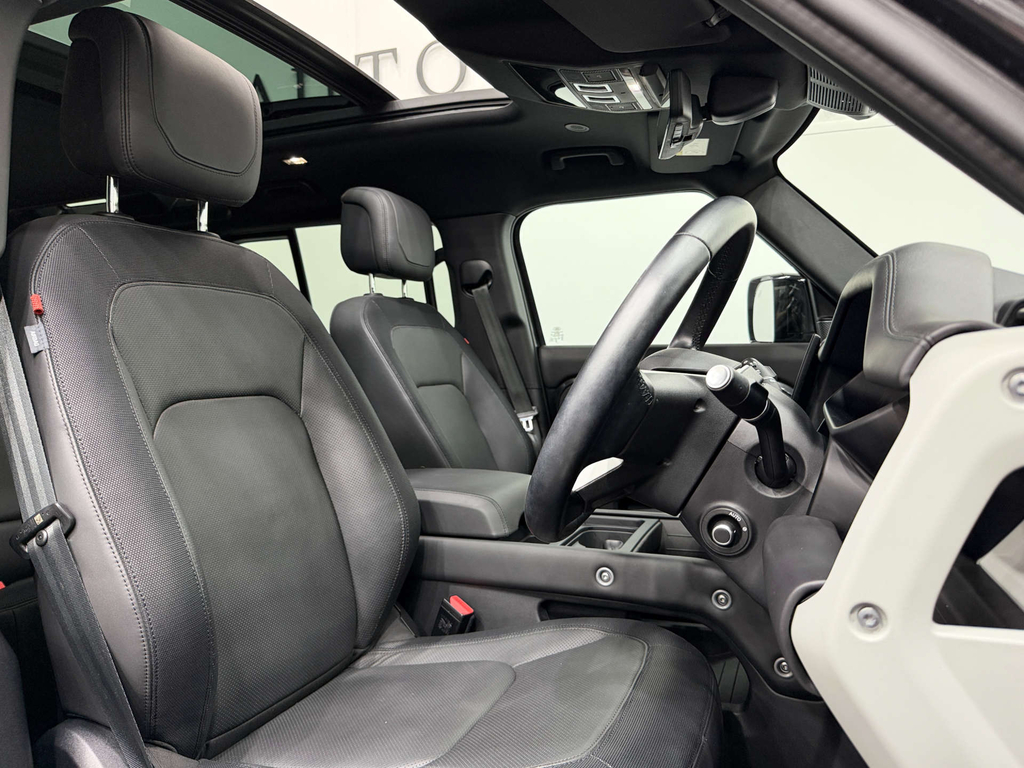 Land Rover Defender 3 L X-dynamic Hse D Mhev 4Wd #2