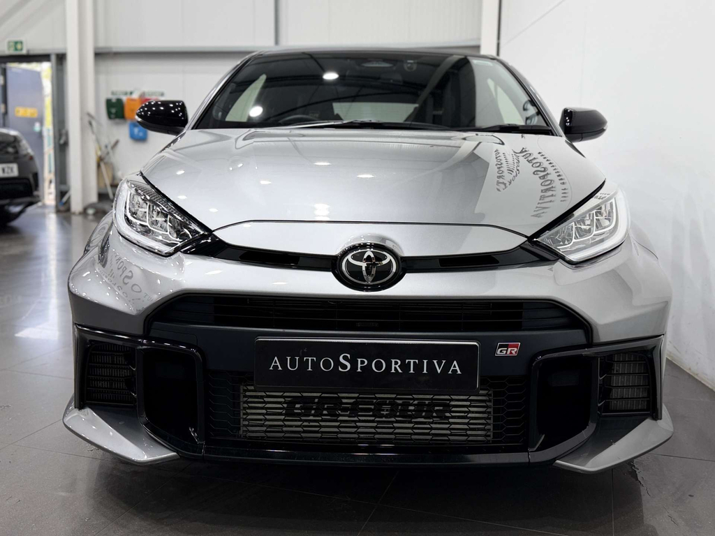 Toyota Yaris 1.6 L Gr Circuit 4Wd 4Wd #6