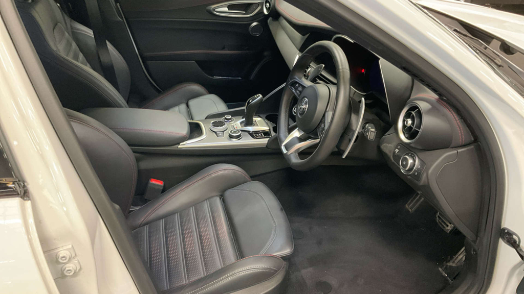 Alfa Romeo Giulia 2 L Tributo Italino Tb  #2
