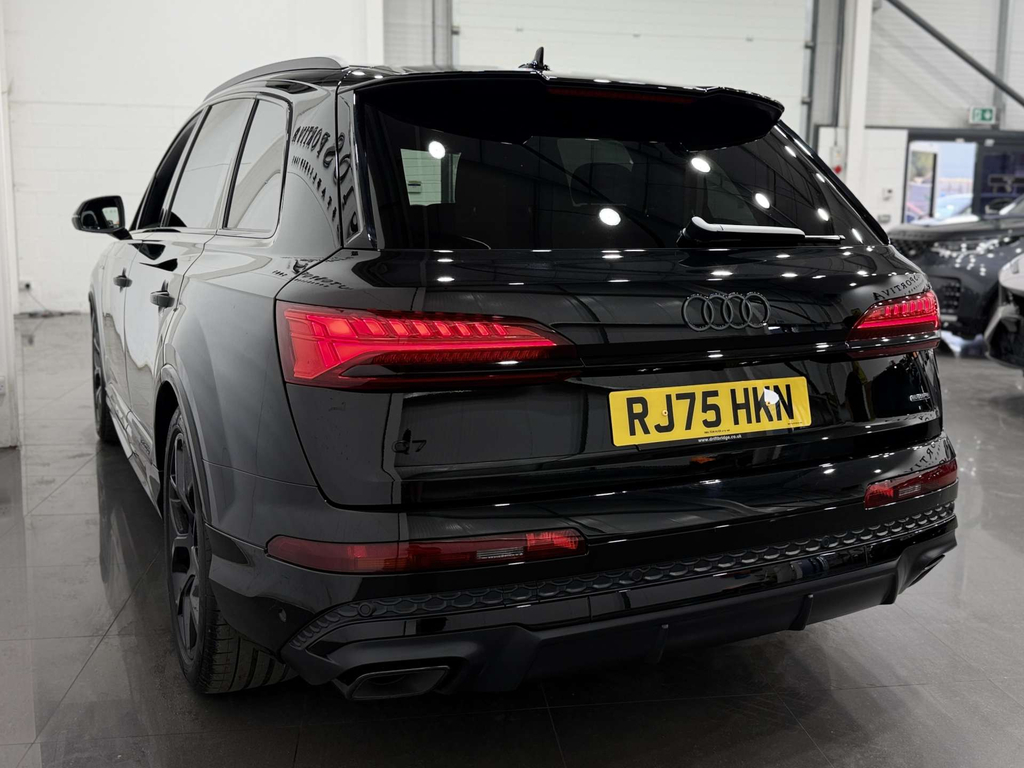 Audi Q7 Black Edition 50 Tdi Quattro 286 Ps Tiptronic Silver #7