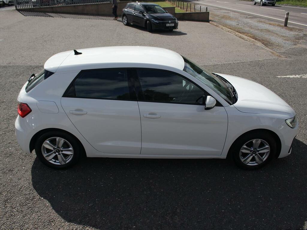 Audi A1 Technik White #4