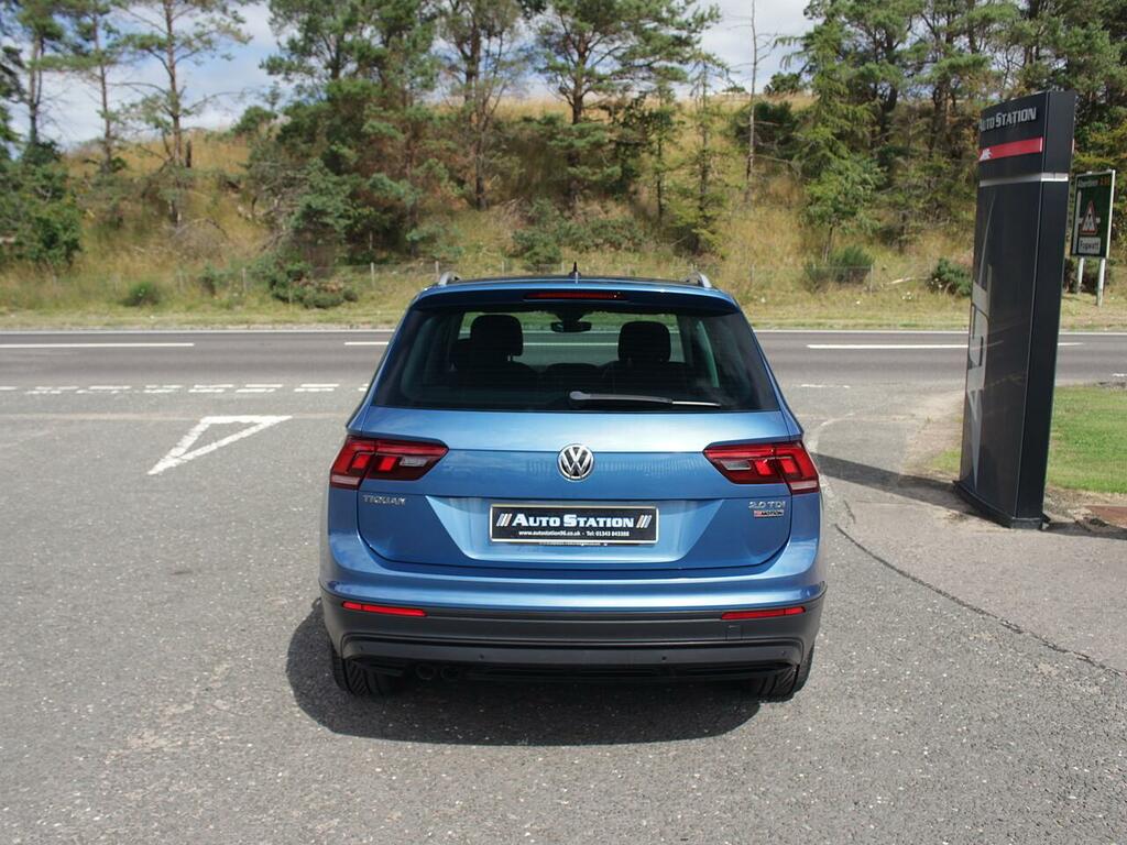 Volkswagen Tiguan Se Navigation Blue #3