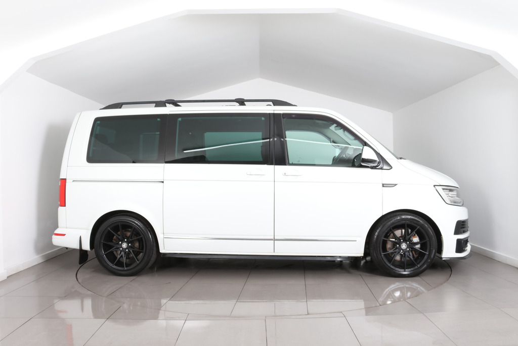 Volkswagen Caravelle 2.0 Bi-tdi Executive Bmt Dsg White #4