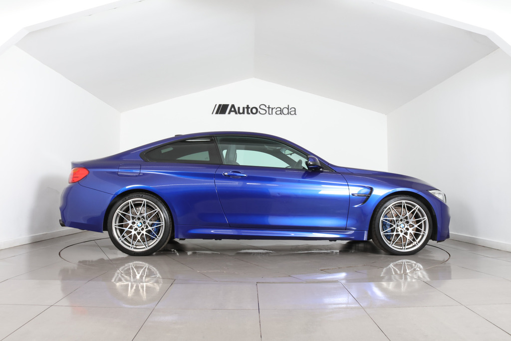 BMW 4 Series M4 Competition Package Blue #4