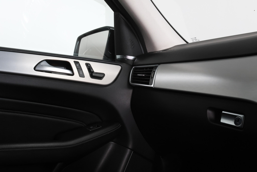Mercedes-Benz M Class Grey #48