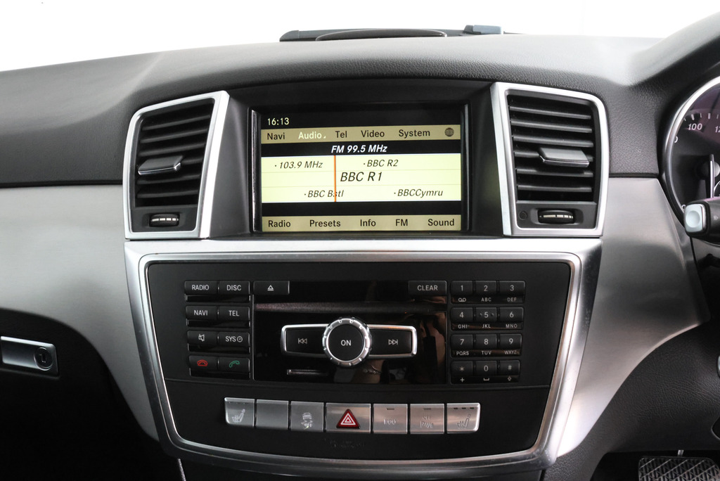 Mercedes-Benz M Class Grey #25