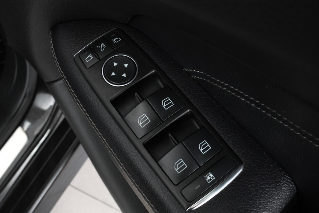 Mercedes-Benz M Class Grey #38