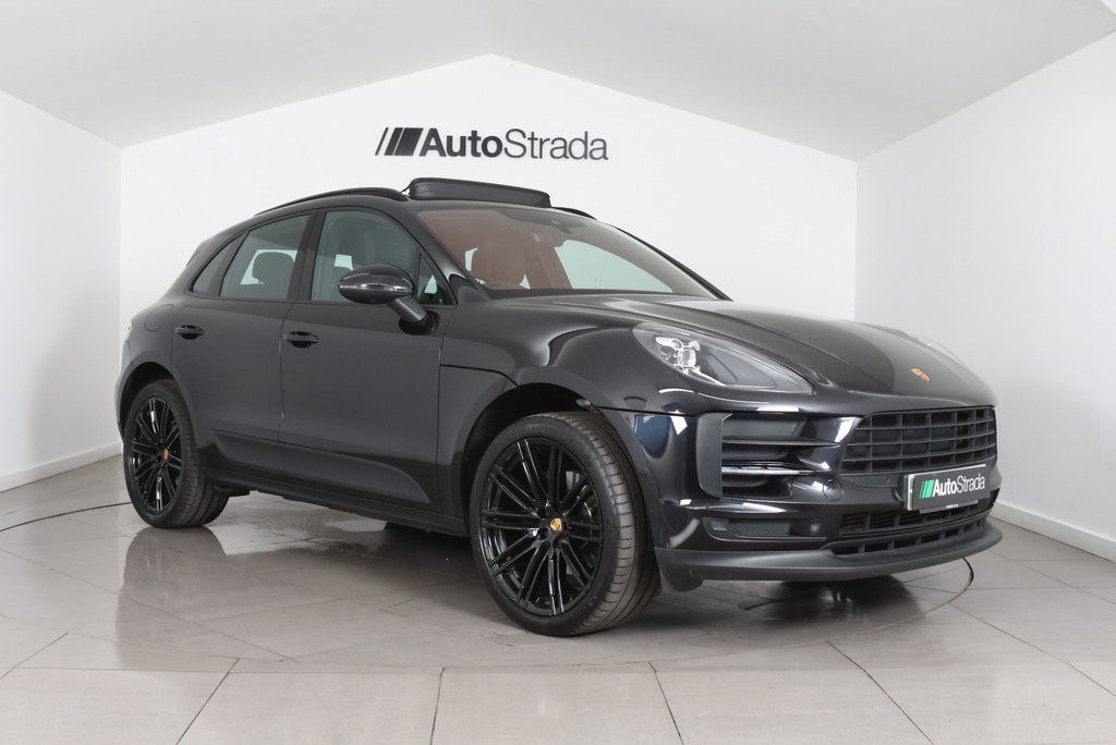 Porsche Macan Pdk Black #3