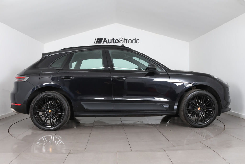 Porsche Macan Pdk Black #4