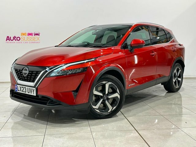 Nissan Qashqai H E-power N-connecta Red