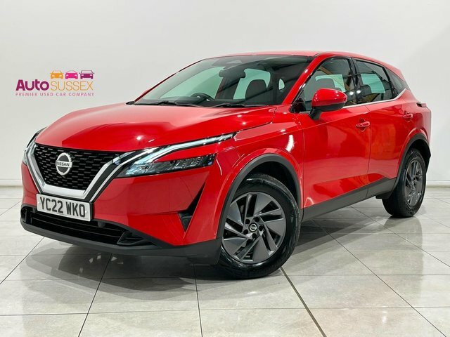 Nissan Qashqai Dig-t Mhev Acenta Premium Red