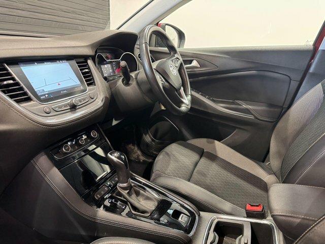 Vauxhall Grandland X Turbo Business Edition Nav Red #3