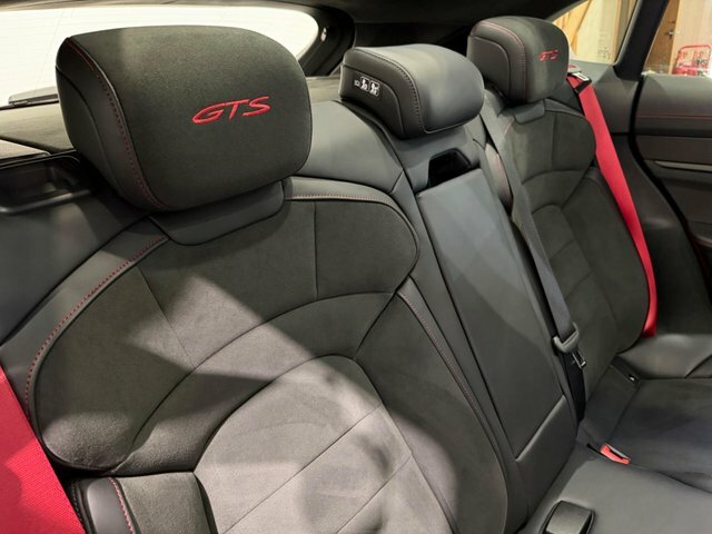 Porsche Taycan Plus 93.4Kwh Gts Sport Red #5